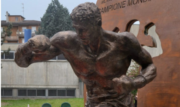 Giovanni Parisi - monumento ad un campione