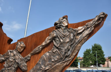 monumento alla resistenza di Antonio De Paoli particolare