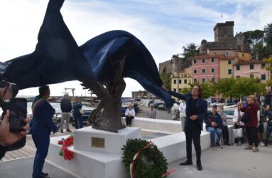 inaugurazione de La Metamorfosi della Fenice