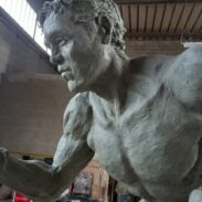 statua dedicata a a Tore Burruni