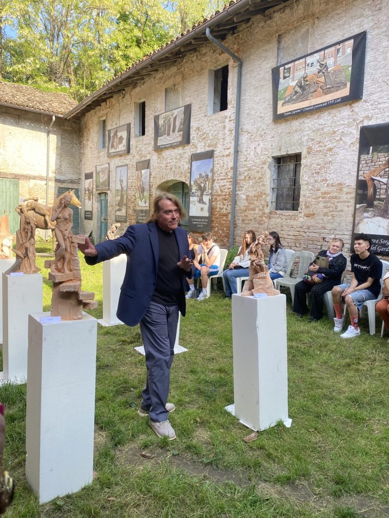 Touring Club in visita presso lo studi di Antonio De Paoli